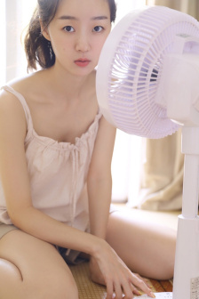 鄂靖文